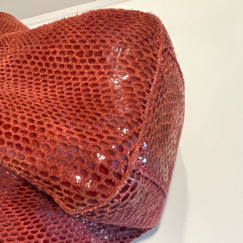 Sorial New York Red Snakeskin Shoulder Bag - Picture 12 of 15